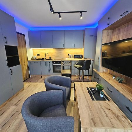 Handy Apartamenty - Mieszkania Na Doby W Centrum Rzeszowa Kültér fotó